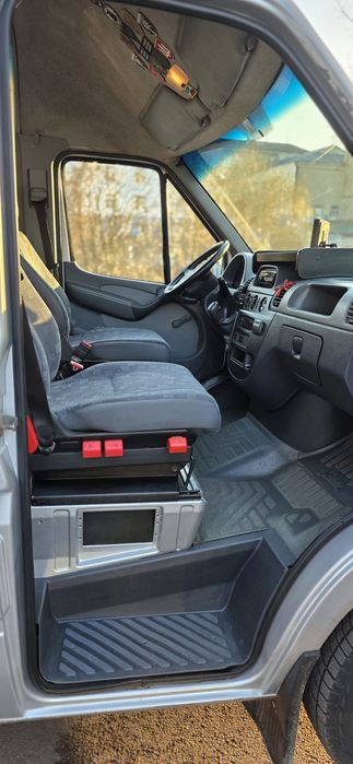 Mercedes-Benz sprinter 313 CDI
Рік випуску 2003
2.2 CDI 313
Вебасто
Но