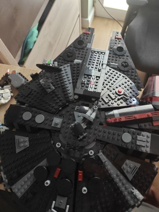 LEGO star wars sokół milenium czarny