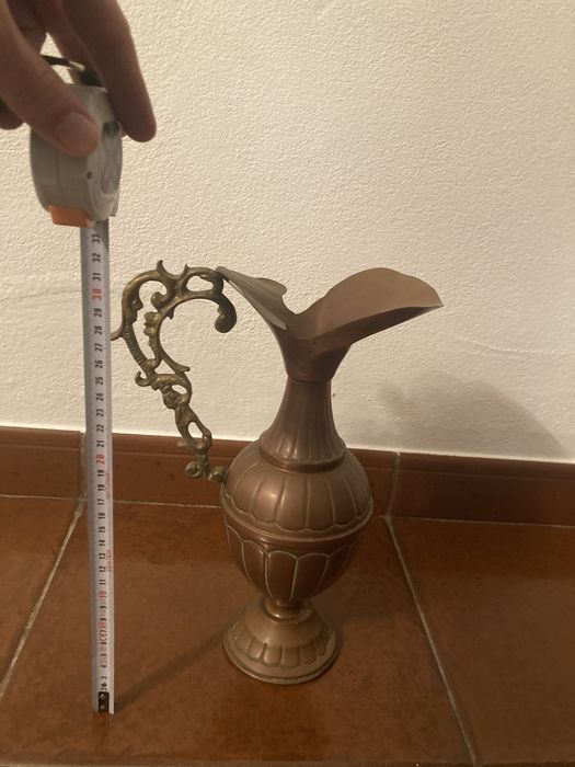 Jarra vintage em bom estado