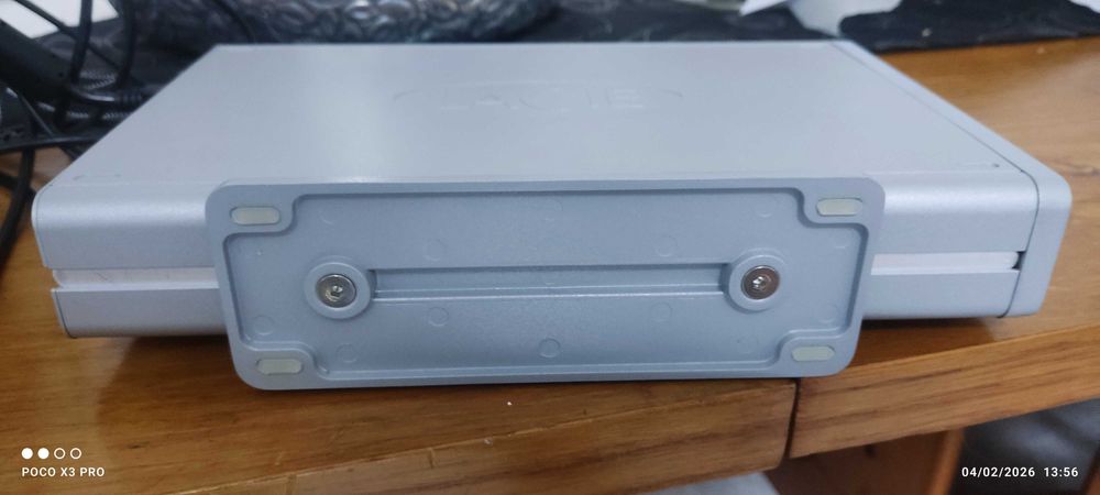 Disco externo marca LaCie 1TB com ventoinha arrefecimento novo