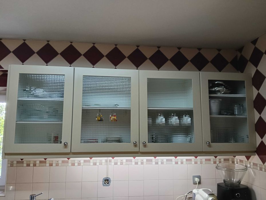 2 armários de cozinha