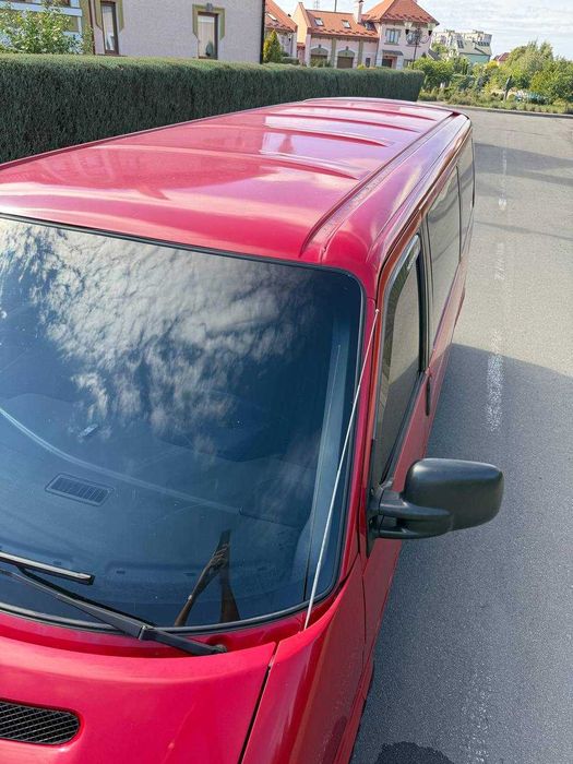 Volkswagen t4 Caravelle 2.5 tdi 75 кВт 1998