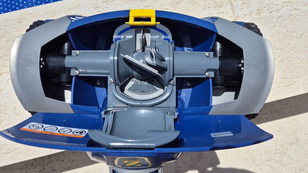 Robo Piscina Zodiac MX9