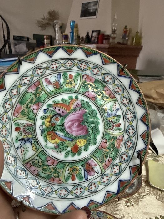 Vendo mini porcelanas para colecionar