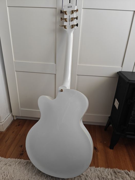 Harley Benton Hollowbody