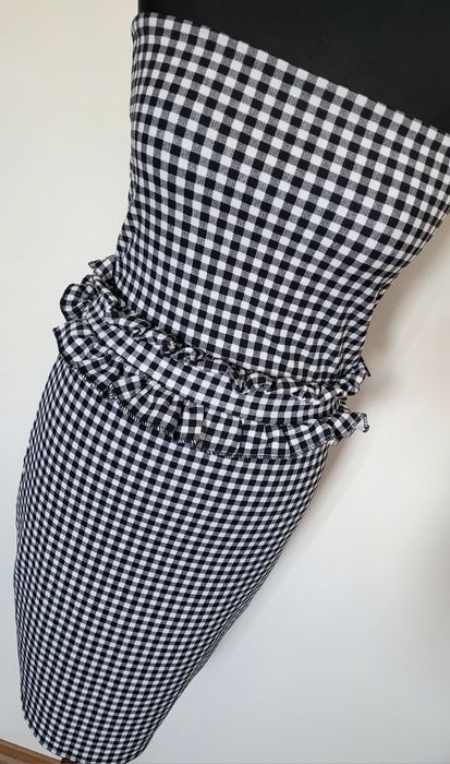 Wyprzedaż Nowa śliczna sukienka bez ramiączek w kratkę rozm. M