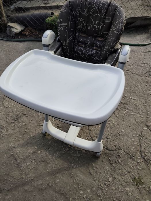 Продам стульчик для кормления