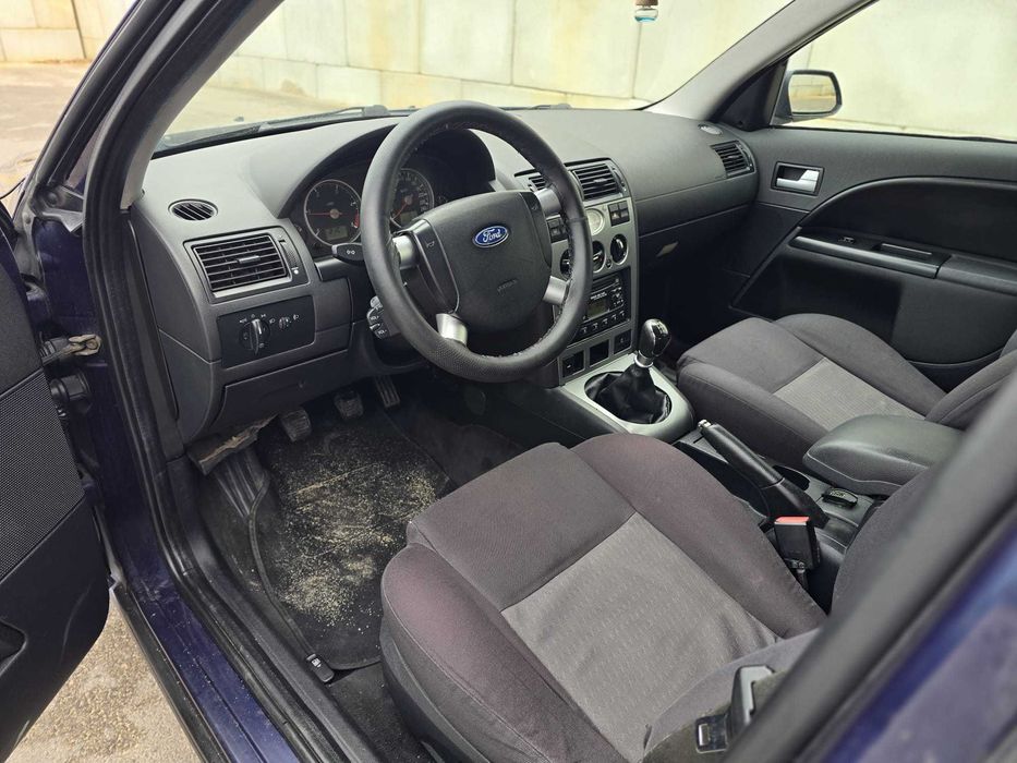 Ford Mondeo 2002