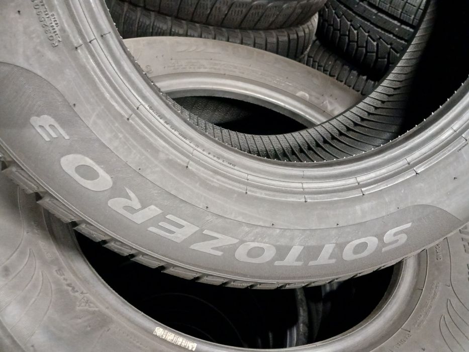 Зимові шини БВ  215/60 R16  PIRELLI  Sottozero 3  Склад