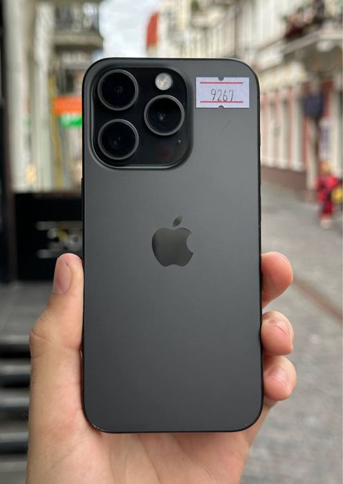 Apple iPhone 15 Pro 256gb Black Titanium Neverlock