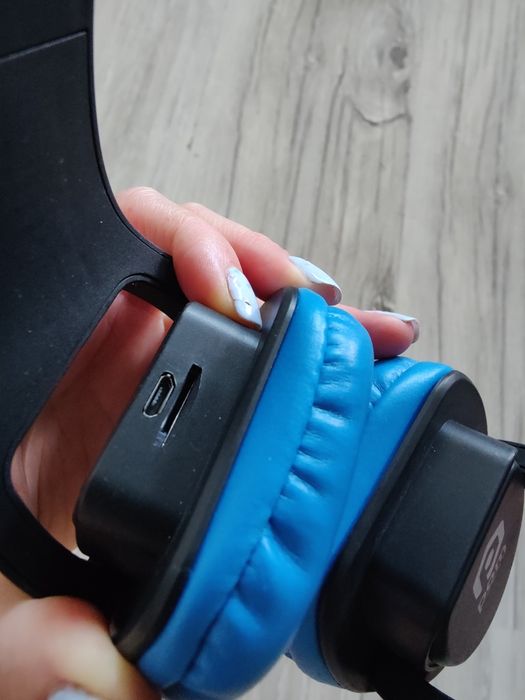 Słuchawki Peace of mind Pom Gear niebiesko czarne