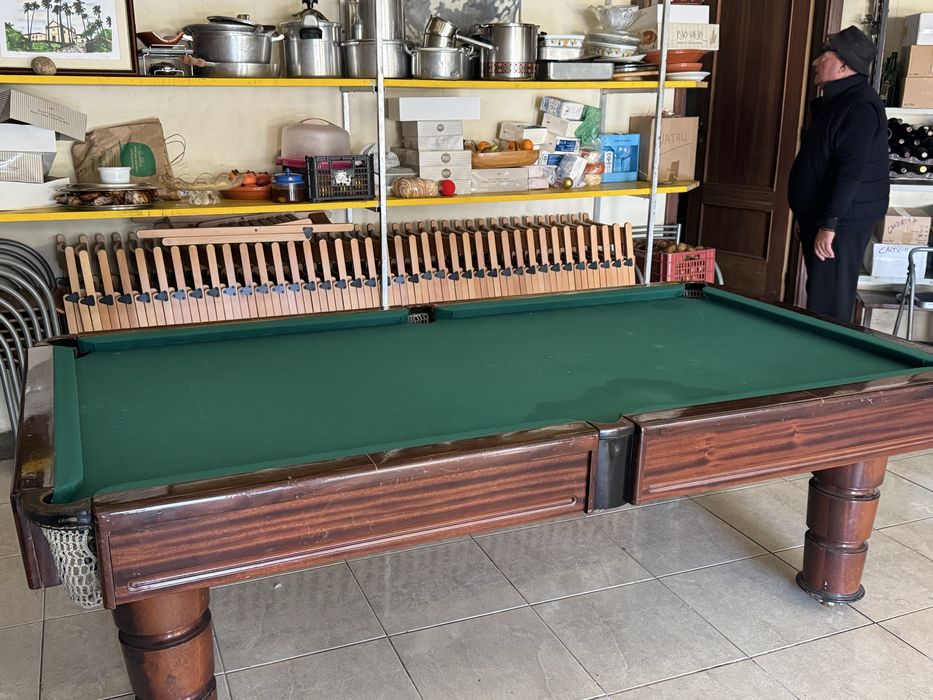 Bilhar  antigo com tudo