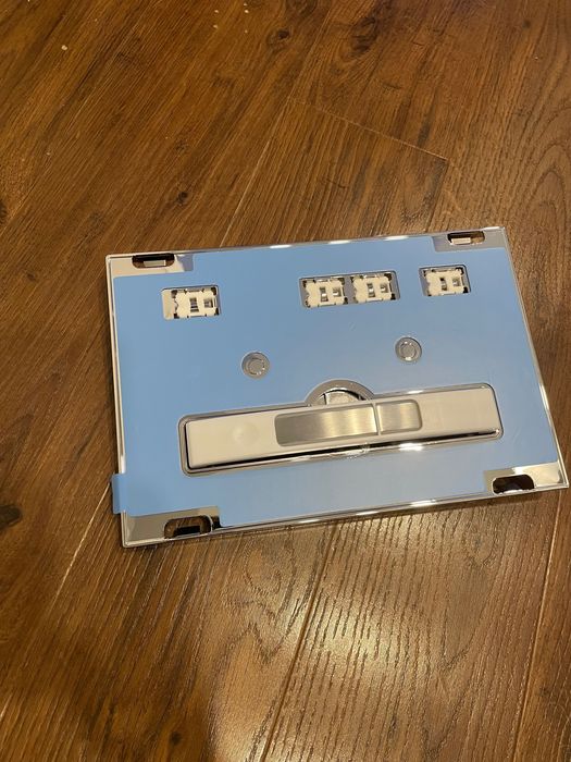 Przycisk spłukujący Geberit