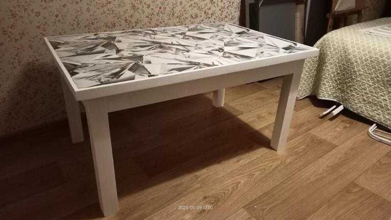 Стол ручной работы.Самовывоз.