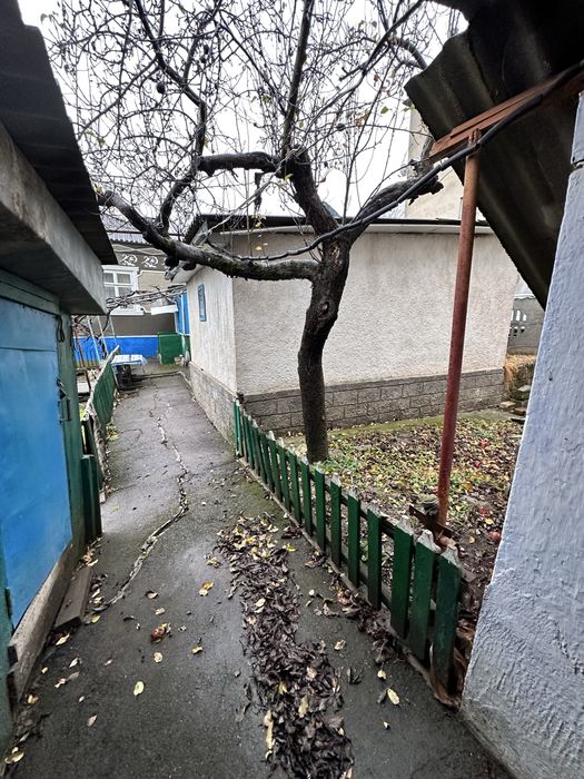 Будинок в центрі м.Сокиряни