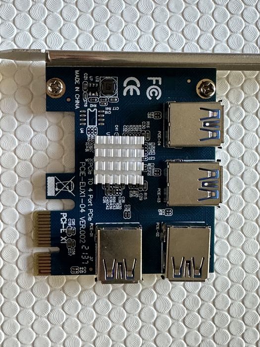 PCI-Express Expansion Card / USB 3.0 Hub Adapter: 1× PCI-Express to 4× USB 3.0 Ports64751669483523124