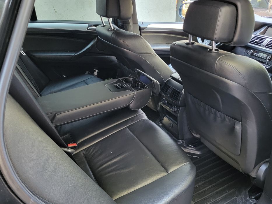 Sprzedam bmw X5 E70 3d 235km