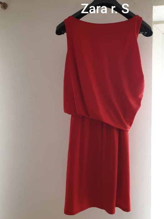 Sukienka Zara czerwona rozmiar 36