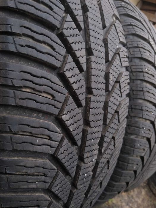 Opony zimowe 205x60 R16 SEMPERIT zima 205/60/16 - komplet 4 sztuki 7MM