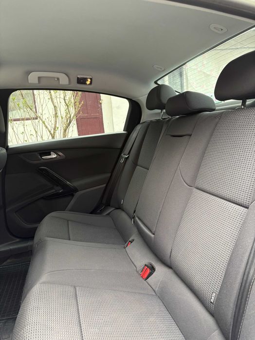 Peugeot 508 2011року