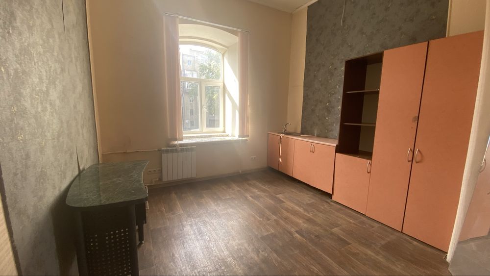 Сдается помещение под коммерцию в Харькове! Центр города, Сумская 15