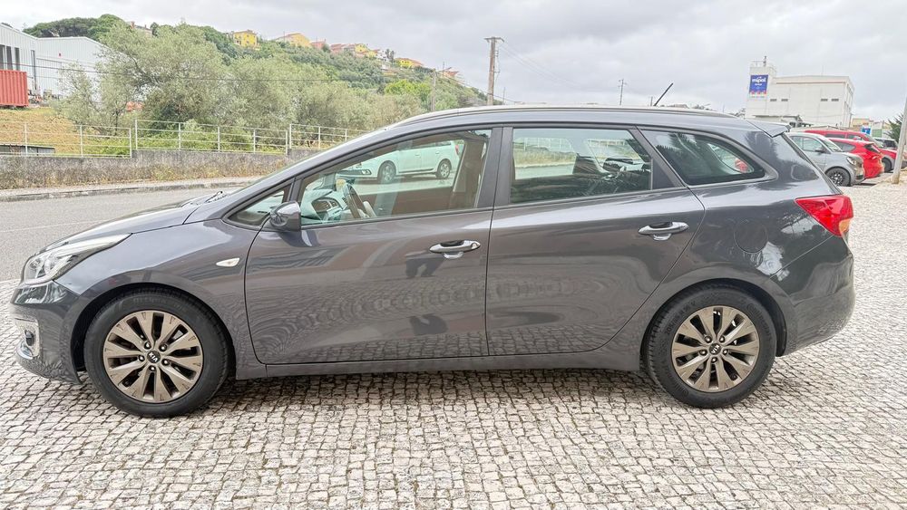 Kia Ceed SW 1.4 Crdi como novo
