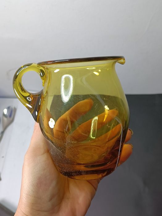 Stylowy uroczy dzbanuszek design PRL (19