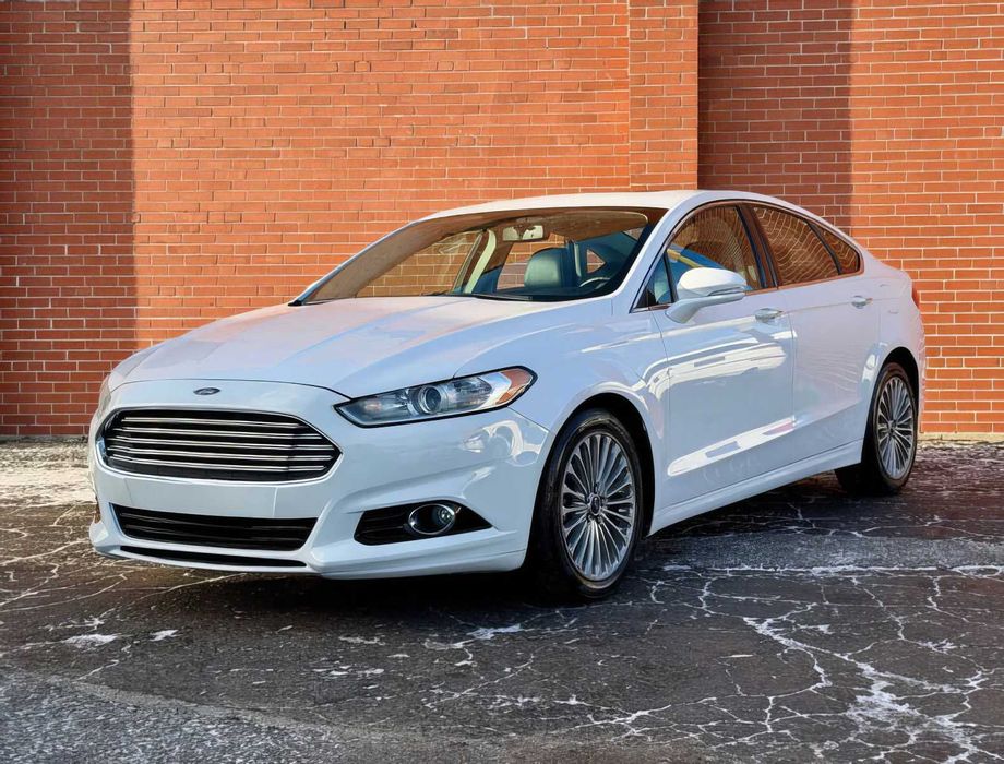 Ford Fusion Titanium      2014