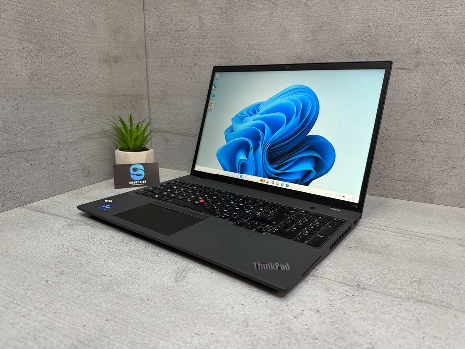 Стильний ноутбук Lenovo T16 Gen 1/i5-1235u/16"/16gb ddr4/256gb ssd