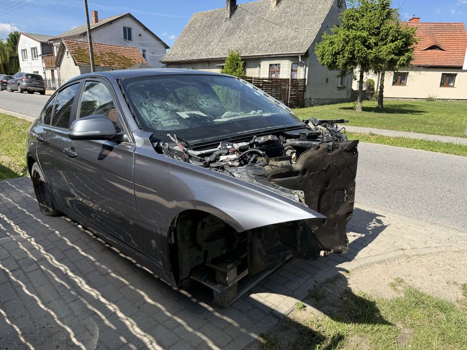 Bmw f30 320d  Okazja