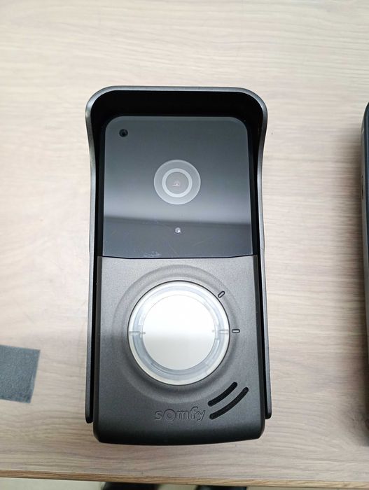 Wideodomofon SOMFY V500 PRO io z modułem Connect