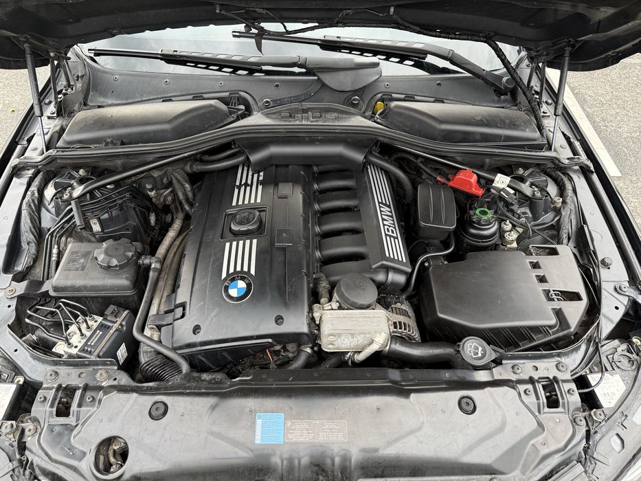 Продам BMW 5 series E60 530xi