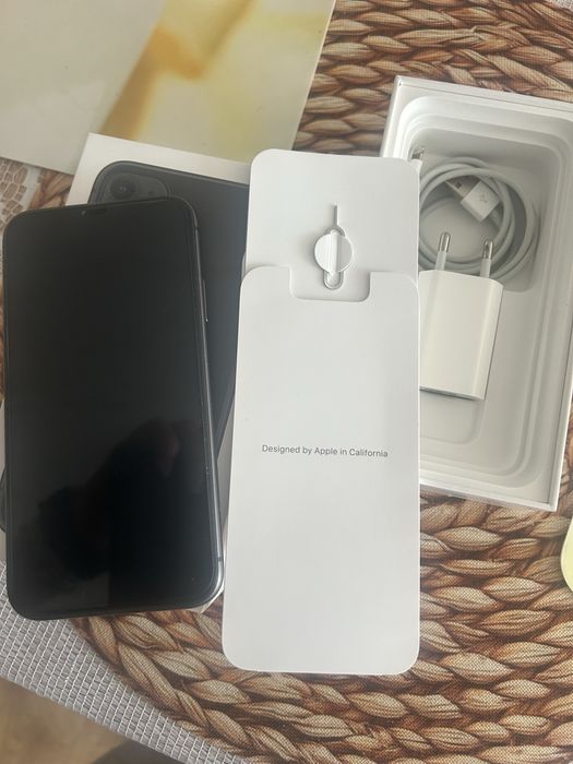 Iphone 11 64 GB czarny