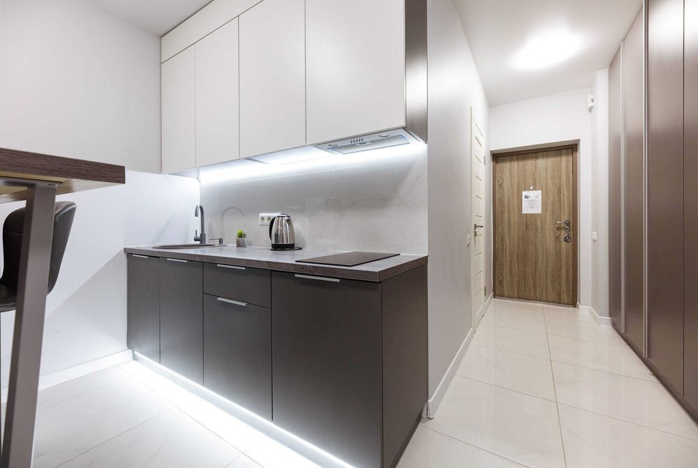 Студія в Олімпік Парк, Лівий берег, Бажана 17Б - подобово. Є укриття.