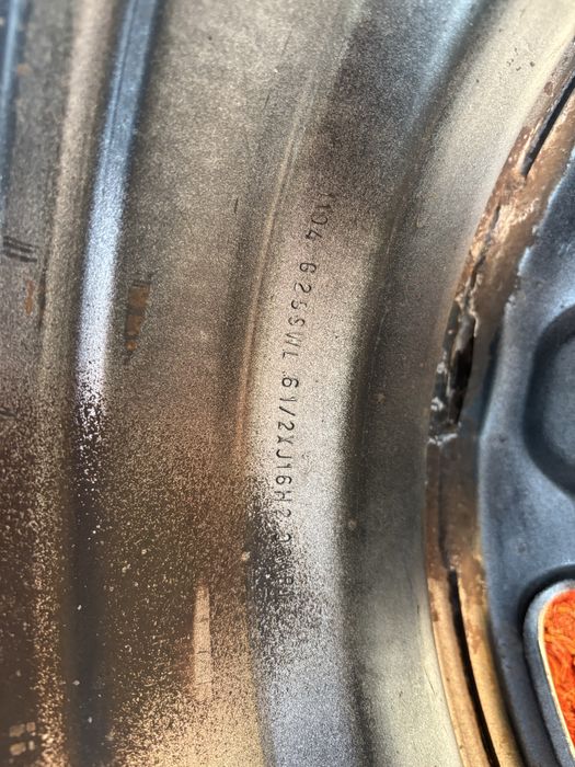 Original Dacia Duster Renault R16 5x114,3
