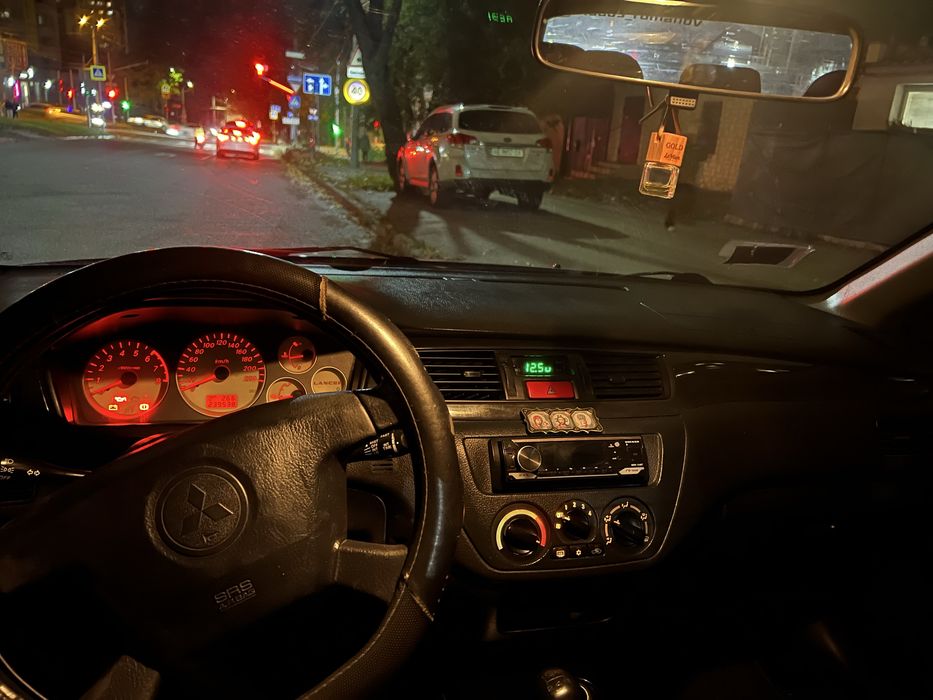 Mitsubishi Lancer 9