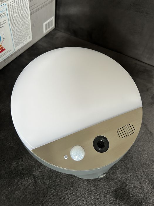 LED світильник з камерою та датчиком руху, Ledvance