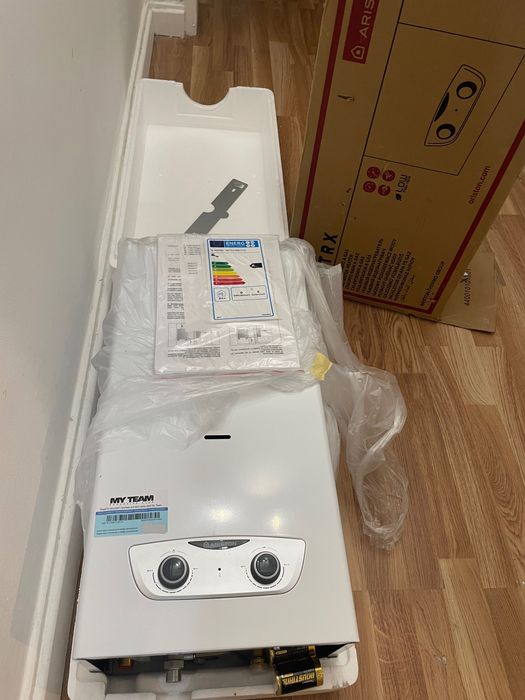 Esquentador a gás ARISTON