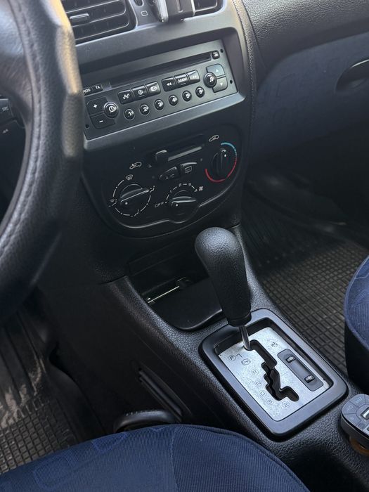 Продам Peugeot 206 2002 рік