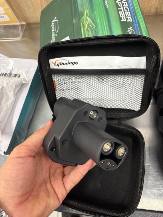 Перехідник CCS2 - TESLA adapter Guwieyg 500A Оригінал Тесла 250квт адаптер Тесла