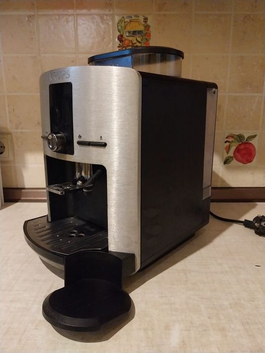Продам Krups EA82xx