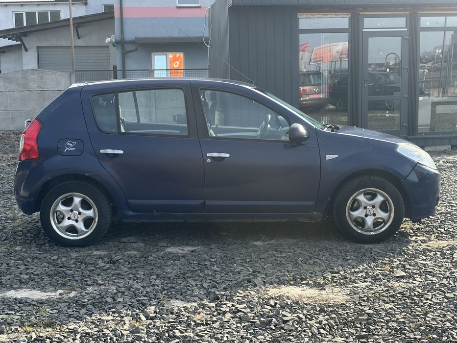 Dacia Sandero 1.4 газ/бензин