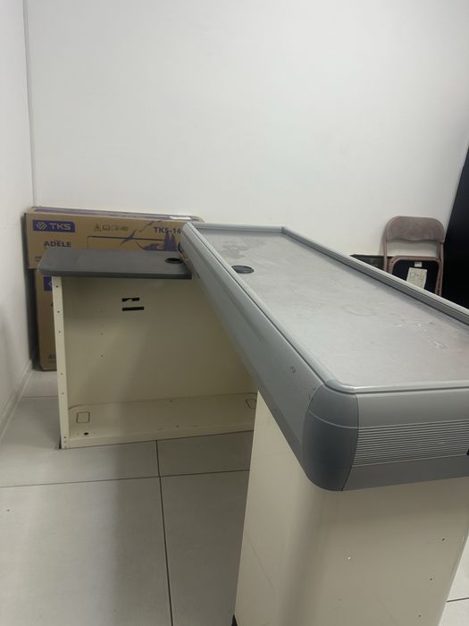 Касовий бокс / торговий бокс