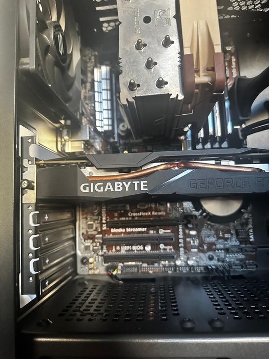 Komputer Stacjonarny (RTX, i7)