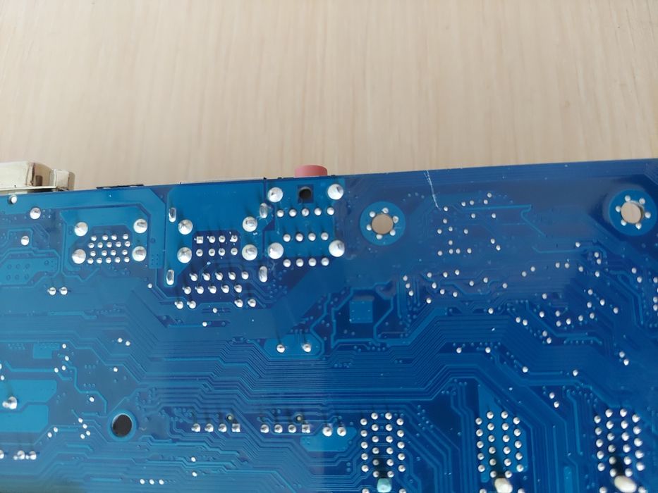 Gigabyte GA-B75M-D3V Socket 1155: 1 500 грн. - Комплектуючі та ...