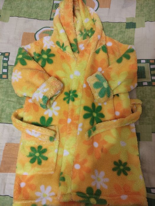 Халат махровий для дівчинки