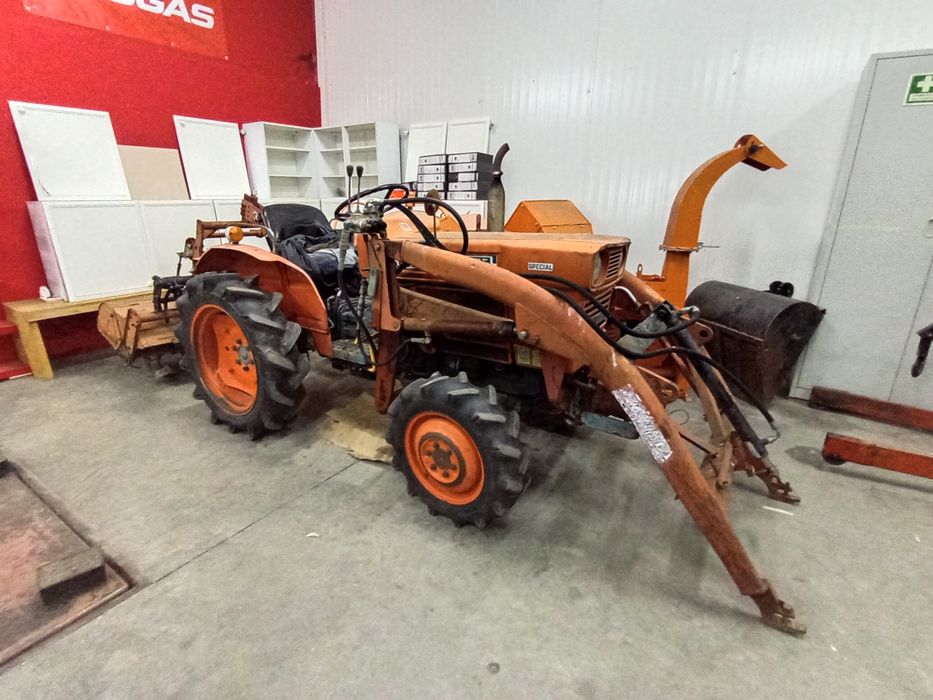 Kubota 1501DT 4x4 + Alfaias