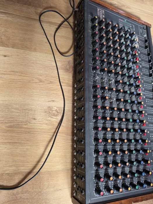 Mixing console M 2116