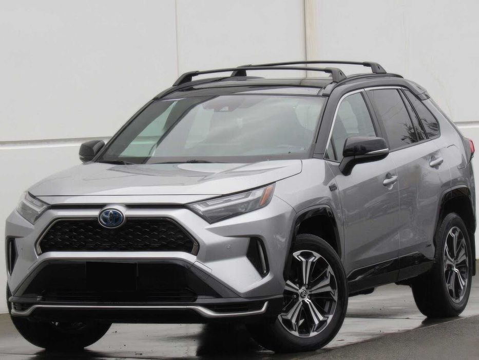 Toyota RAV4 Prime XSE      2024