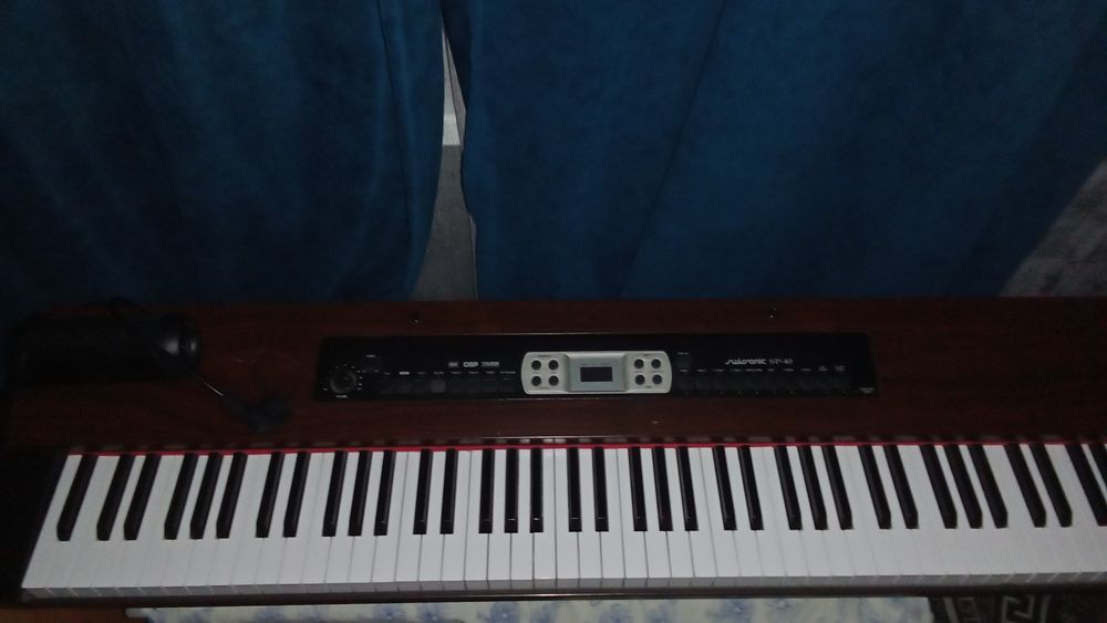 Цифрове піаніно 88кл